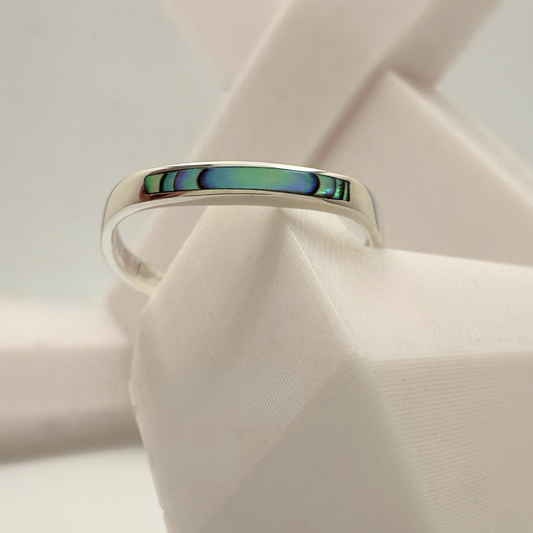 Moonlit Shore Ring – Sterling with Abalone Accent