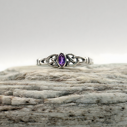 Whispers of the Trinity – Dainty Amethyst Celtic Knot Ring