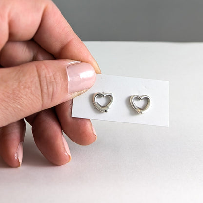 An Open Heart Stud Earrings in Sterling Silver